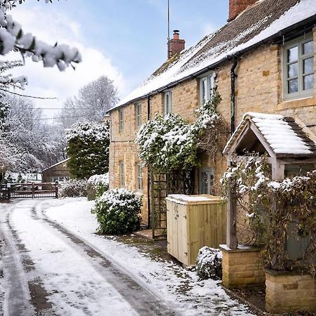 Charming 17Th Century Cotswold Cottage Adlestrop エクステリア 写真