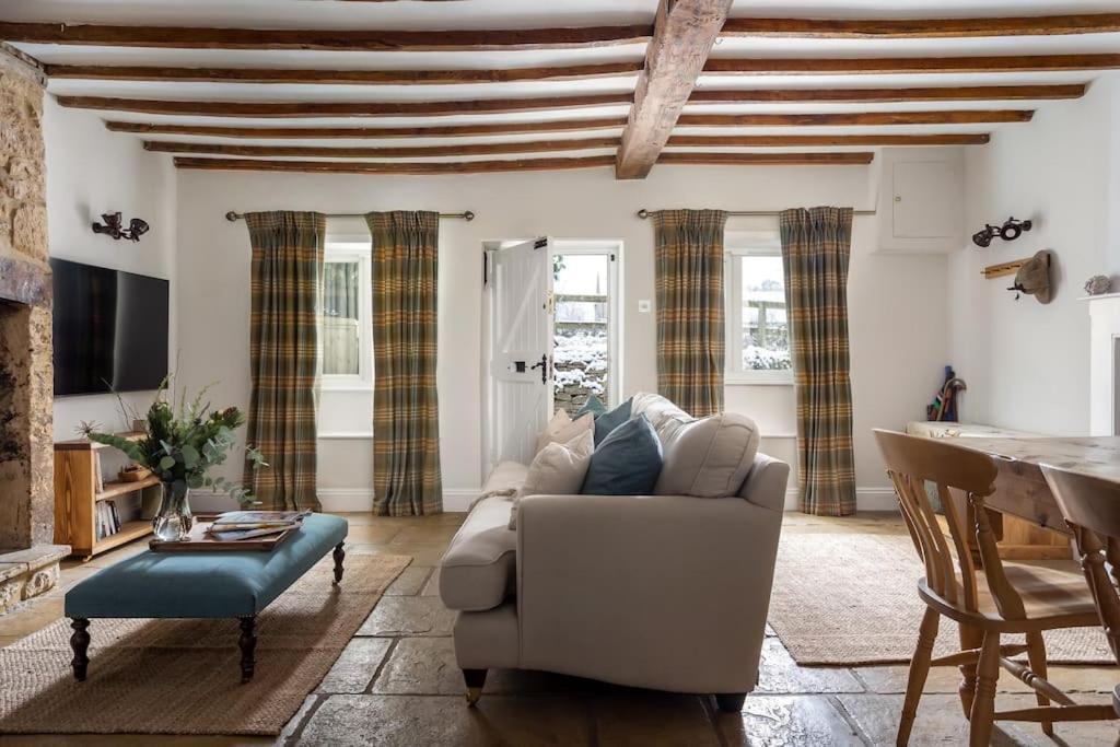 Charming 17Th Century Cotswold Cottage Adlestrop エクステリア 写真