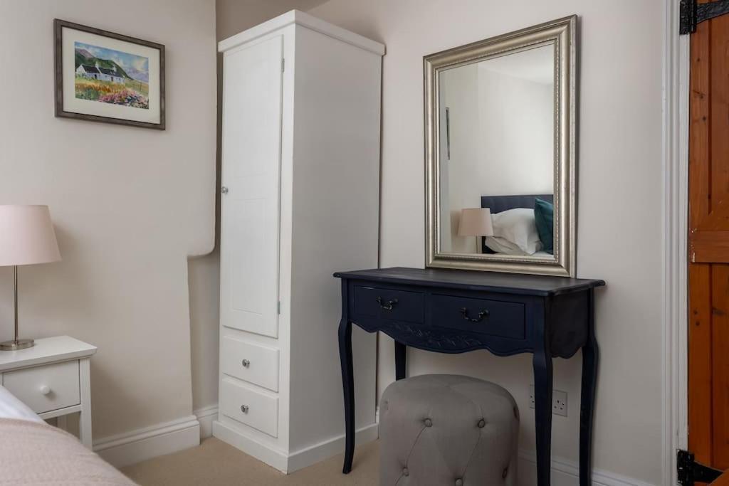 Charming 17Th Century Cotswold Cottage Adlestrop エクステリア 写真